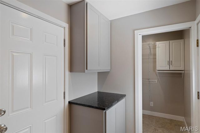 82 May Valley Lane, Fenton, MO 63026