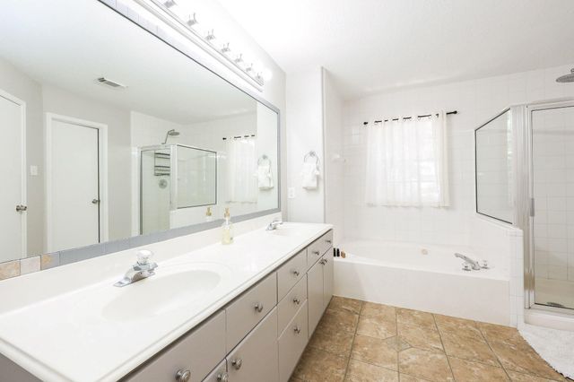 118 Willowwood Circle, Montgomery, TX 77381
