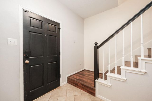118 Willowwood Circle, Montgomery, TX 77381