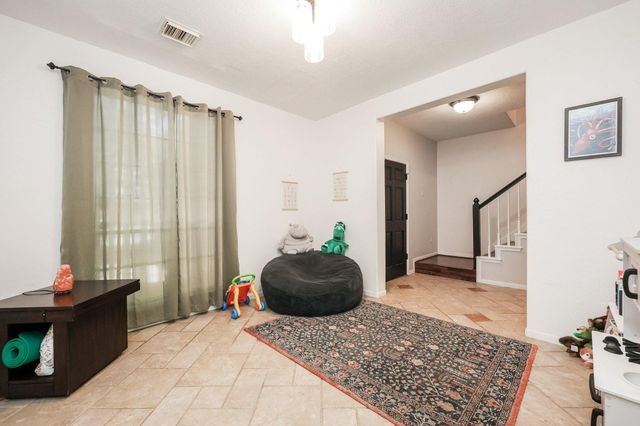 118 Willowwood Circle, Montgomery, TX 77381