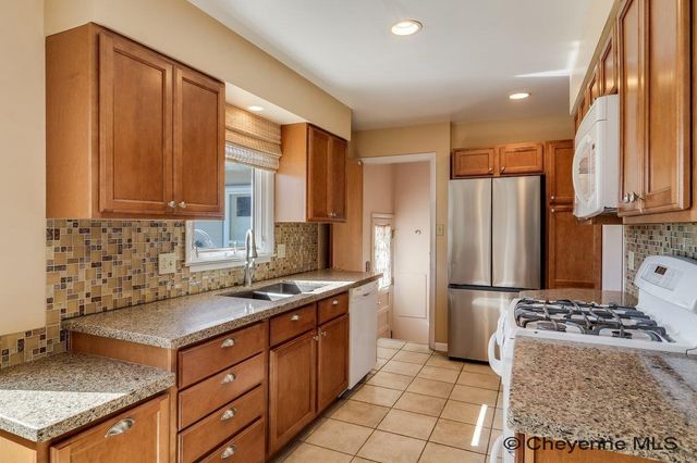 721 SHOSHONI ST, Cheyenne, WY 82009