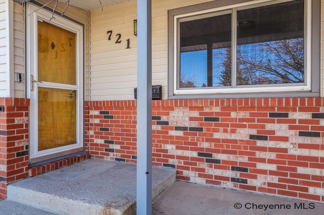 721 SHOSHONI ST, Cheyenne, WY 82009