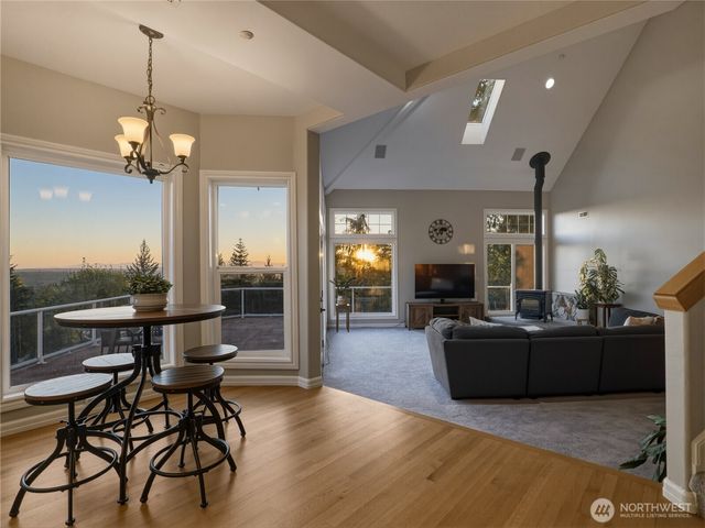 15121 354th Avenue NE, Duvall, WA 98019