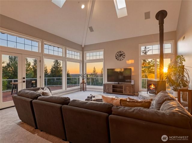 15121 354th Avenue NE, Duvall, WA 98019