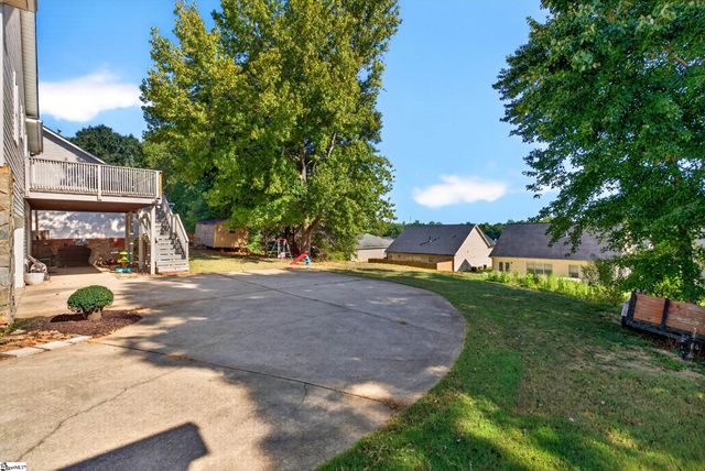 10 River Run, Greenville, SC 29605