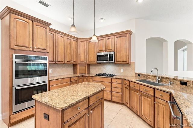 3405 N Spyglass Village Path, Lecanto, FL 34461