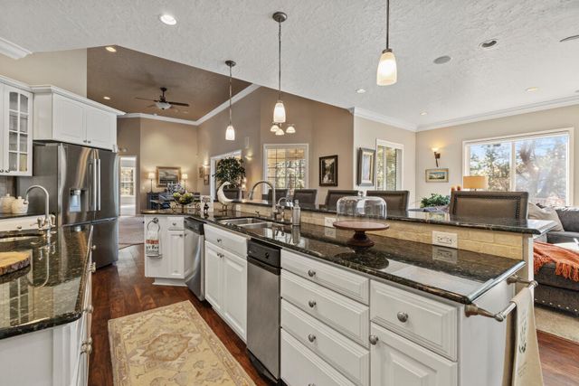 11810 Merganser Road, Klamath Falls, OR 97601