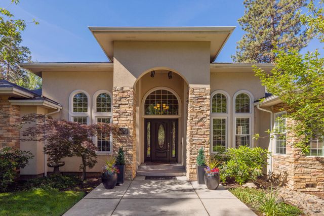 11810 Merganser Road, Klamath Falls, OR 97601