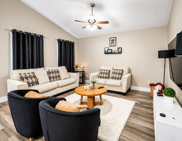 209 Roslyn Court, Dalton, GA 30721