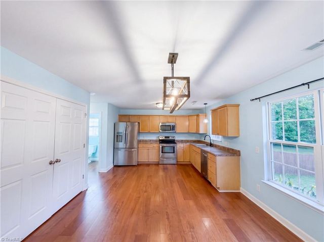 5450 Alamo Drive, Winston-salem, NC 27104