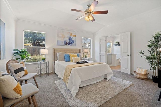 218 Calline Mayes RUN, Buda, TX 78610