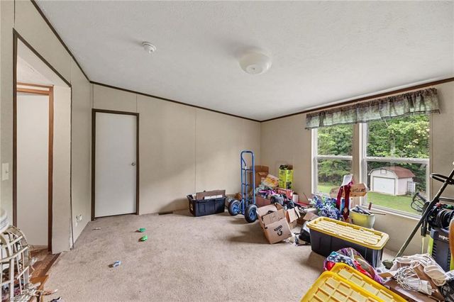 1679 Flat Shoals Road, King, NC 27021