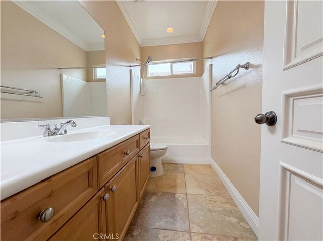 23 Plaza Modena, Lake Elsinore, CA 92532