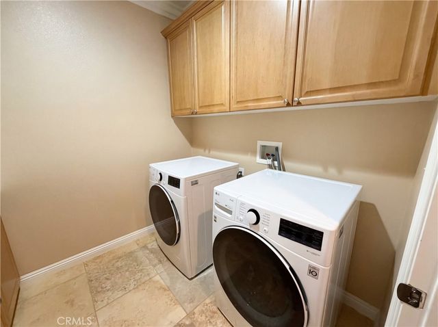 23 Plaza Modena, Lake Elsinore, CA 92532