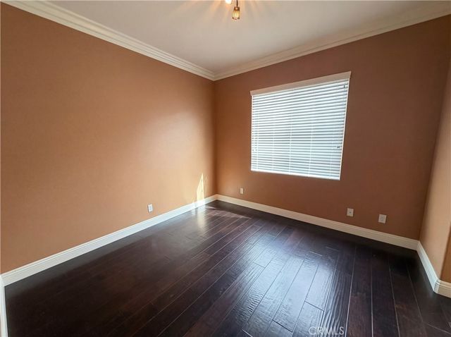 23 Plaza Modena, Lake Elsinore, CA 92532