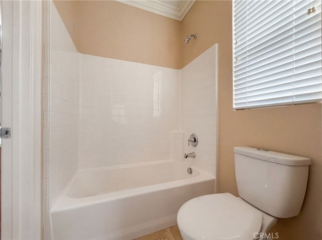 23 Plaza Modena, Lake Elsinore, CA 92532