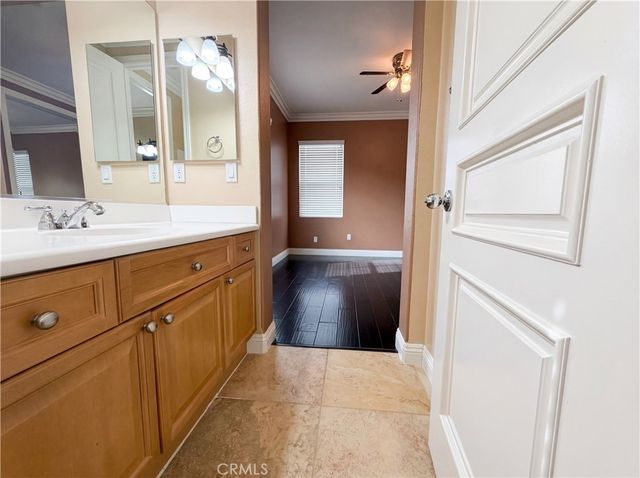 23 Plaza Modena, Lake Elsinore, CA 92532