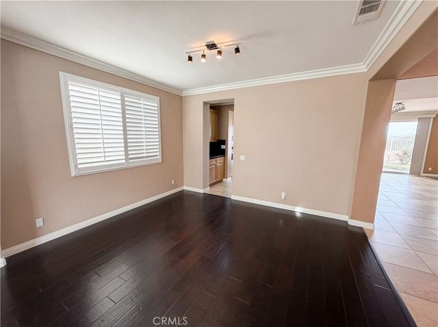 23 Plaza Modena, Lake Elsinore, CA 92532