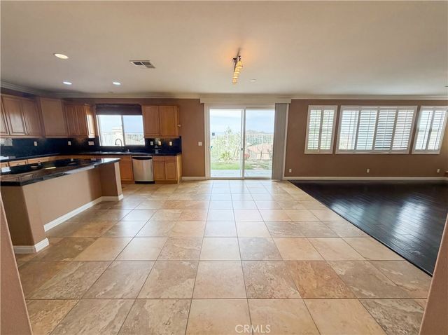 23 Plaza Modena, Lake Elsinore, CA 92532