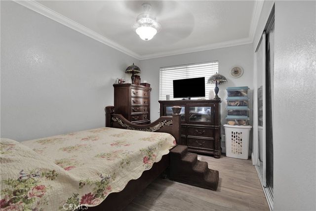 15558 Greenwood St, Hesperia, CA 92345