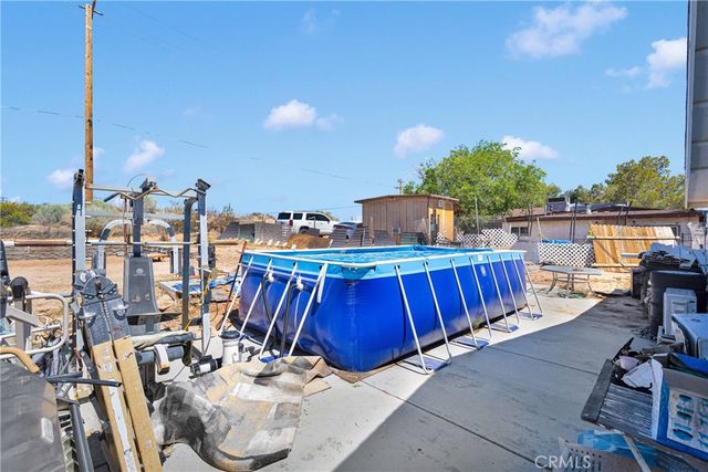 15558 Greenwood St, Hesperia, CA 92345