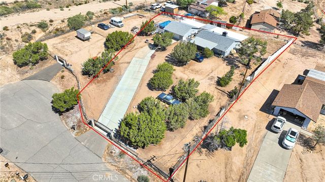 15558 Greenwood St, Hesperia, CA 92345