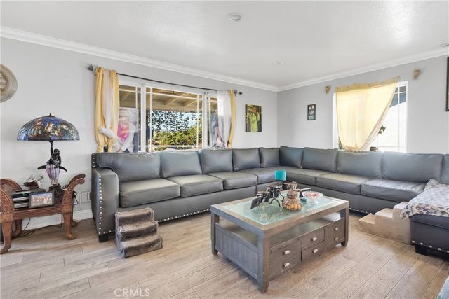 15558 Greenwood St, Hesperia, CA 92345