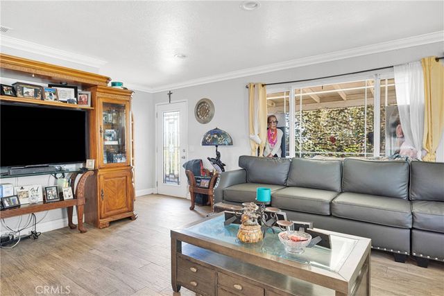 15558 Greenwood St, Hesperia, CA 92345