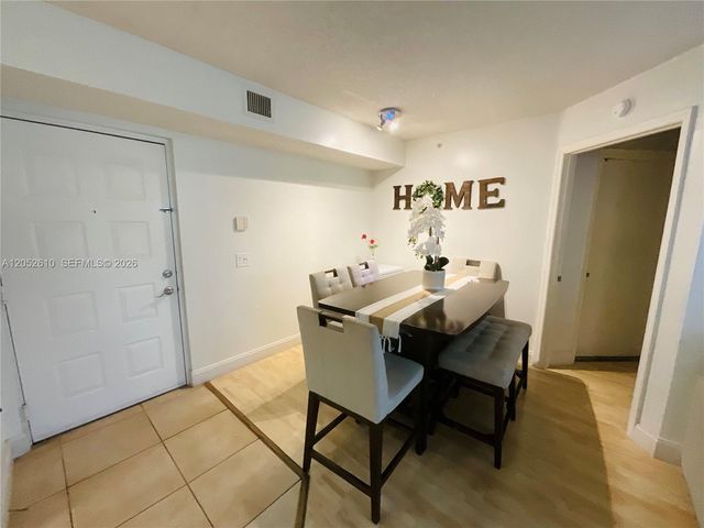 420 S Park Road 108, Hollywood, FL 33021