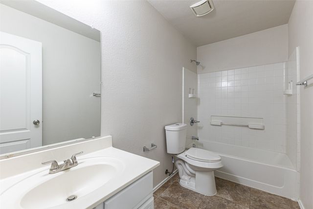 14844 Bell Manor Court, Balch Springs, TX 75180