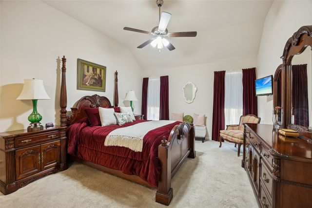 1815 Vallana Drive, Gainesville, TX 76240