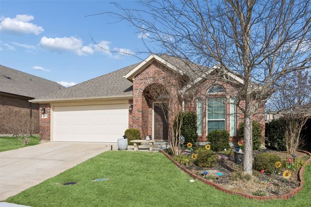 1815 Vallana Drive, Gainesville, TX 76240