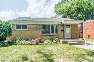 8453 N Silvery Lane, Dearborn Heights, MI 48127