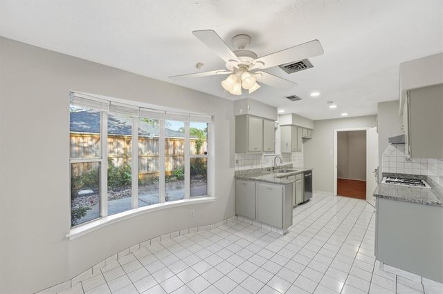 8511 Hornwood Drive, Houston, TX 77036