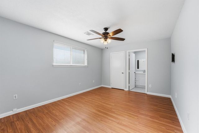 8511 Hornwood Drive, Houston, TX 77036