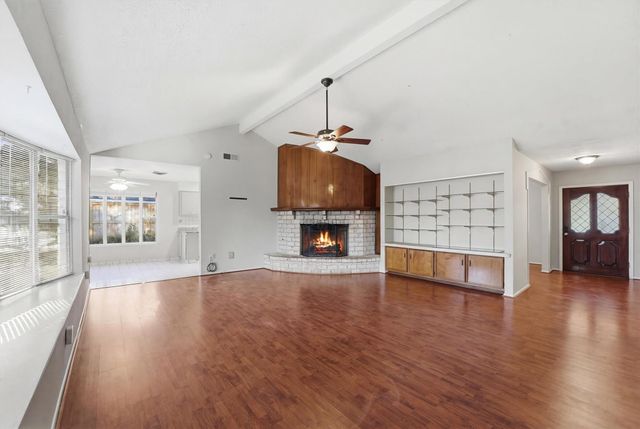 8511 Hornwood Drive, Houston, TX 77036