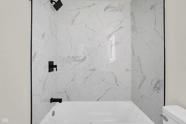 401 W Iroquois Drive, Ellettsville, IN 47429