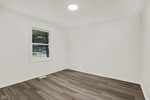 401 W Iroquois Drive, Ellettsville, IN 47429