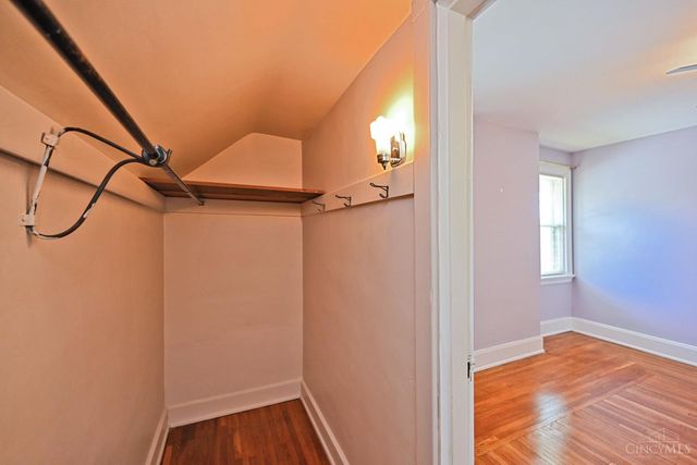 3944 Marburg Avenue, Cincinnati, OH 45209