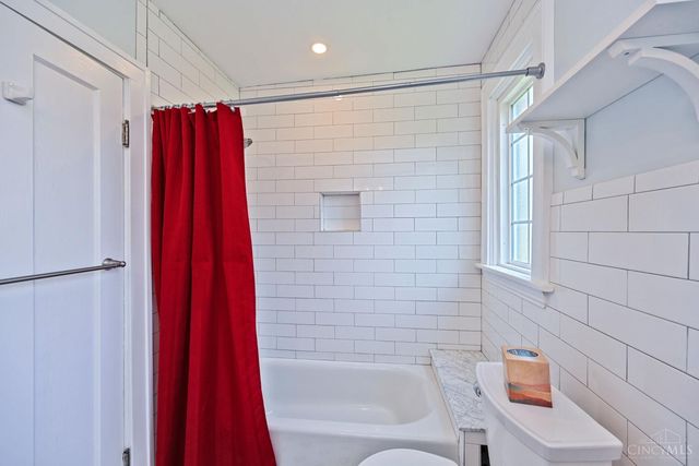 3944 Marburg Avenue, Cincinnati, OH 45209