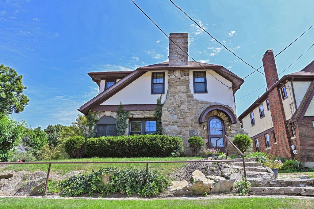 3944 Marburg Avenue, Cincinnati, OH 45209
