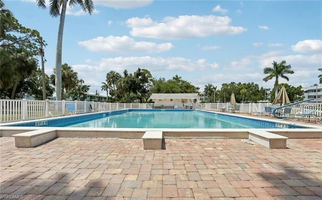 1407 Tropic TER, North Fort Myers, FL 33903