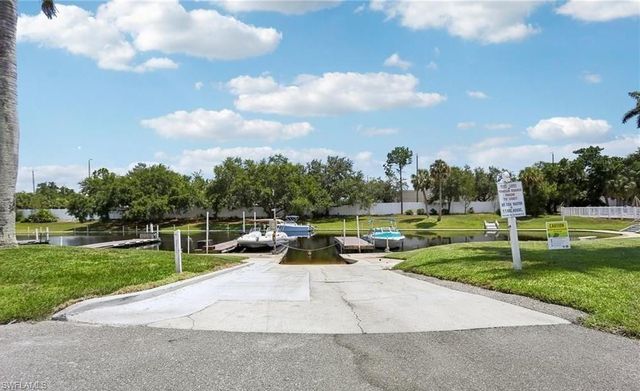 1407 Tropic TER, North Fort Myers, FL 33903