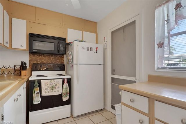 1407 Tropic TER, North Fort Myers, FL 33903