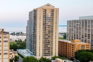 1660 N Prospect AVENUE #404, Milwaukee, WI 53202