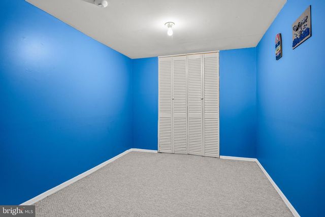 404-B SAXONY DR, Mount Laurel, NJ 08054