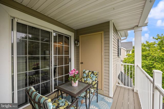 404-B SAXONY DR, Mount Laurel, NJ 08054