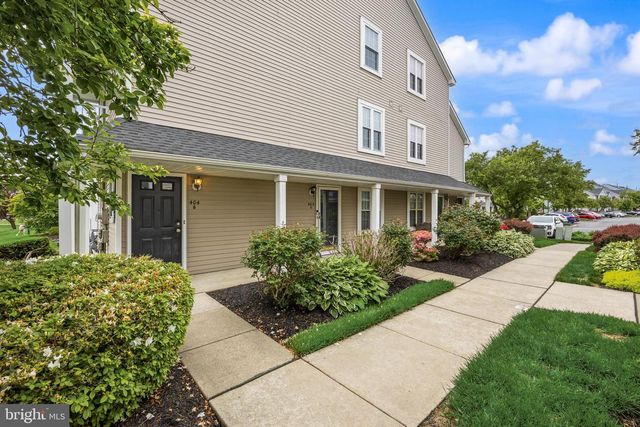 404-B SAXONY DR, Mount Laurel, NJ 08054