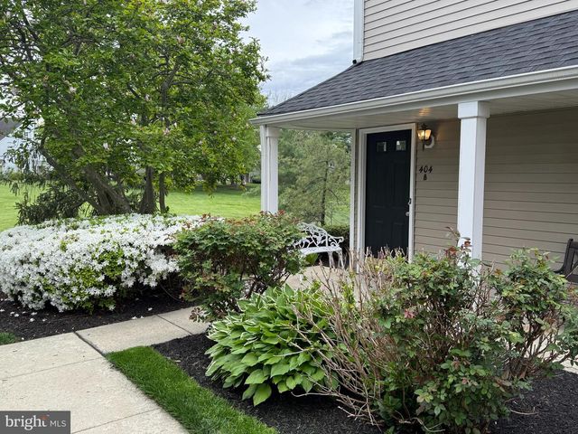 404-B SAXONY DR, Mount Laurel, NJ 08054