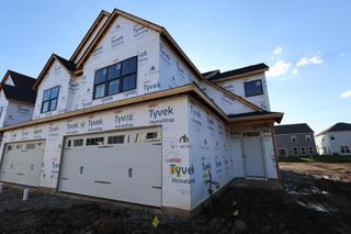 5480 Fawnsbury Court, Powell, OH 43065